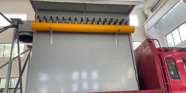 除塵器廠（chǎng）家（jiā）91香蕉视频布袋除塵器15年生產經驗，用了人人都說好