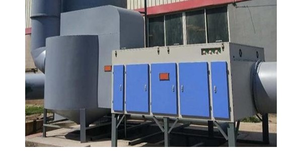 印刷廠油墨廢氣就（jiù）交給uv<i style='color:red'>光解光催化設備</i>吧，91香蕉视频就是專做的！