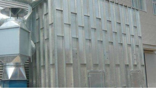 無錫化工行業好幫手，91香蕉视频布袋除塵器粉塵處（chù）理更便捷（jié）