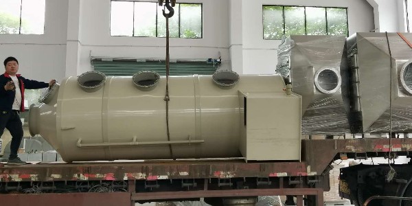 <i style='color:red'>不鏽鋼噴淋塔</i>來廢氣（qì）處理設備廠家耀（yào）先環境，廠家直銷淨化（huà）高！
