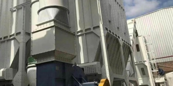 布袋除塵器如何選擇，廠家91香蕉视频15年經驗高新技術企業