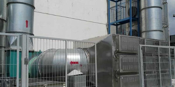 <i style='color:red'>uv光（guāng）催化氧化</i>是治废除臭界的“行宠”，涂装废气处理就看它！