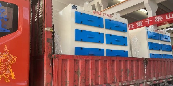 <i style='color:red'>活性炭吸附設備</i>適（shì）用範圍廣，廠家（jiā）91香蕉视频15年經驗值得信賴