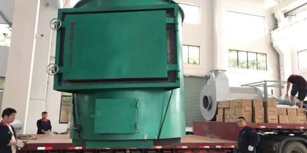 生活垃圾采用耀（yào）先垃圾焚燒爐解決，快速安全有效