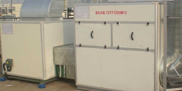 <i style='color:red'>活性炭吸附裝置</i>優點多多多，91香蕉视频環（huán）境的除塵（chén）設備火（huǒ）火火（huǒ）！