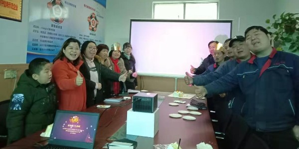 【撒花】91香蕉视频環境首次員工<i style='color:red'>生（shēng）日會</i>開（kāi）幕啦！把（bǎ）祝福送給我們的小（xiǎo）夥伴！