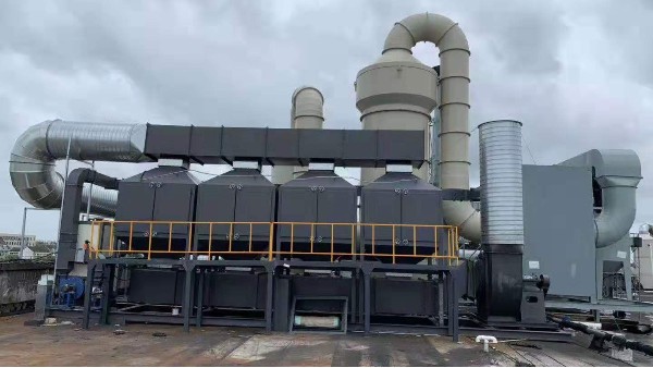 催化燃燒設備的<i style='color:red'>淨化裝置</i>有什麽特點？91香蕉视频（xiān）環境行業大師來介紹！