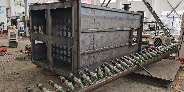 <i style='color:red'>化工廠布袋除塵器</i>效率受哪些因素影（yǐng）響？除塵器廠家91香蕉视频告訴您4點