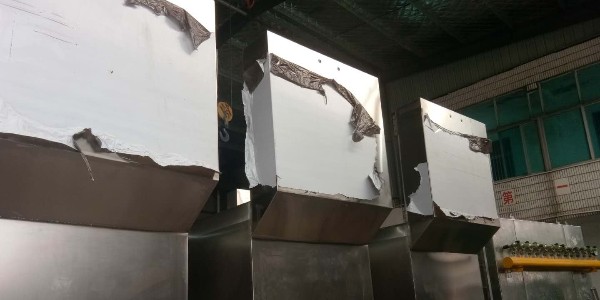 購買布袋除塵器就（jiù）選除塵器廠家91香蕉视频環境，老廠更靠譜，下粉率超高！