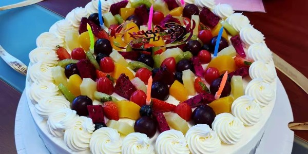 一歲一禮，廢氣處理廠家耀（yào）先（xiān）環境2021年第3季度員工（gōng）<i style='color:red'>生日會</i>如約而至