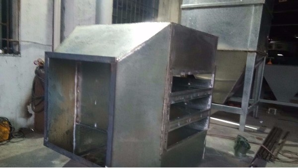 江蘇印模廠廢氣治（zhì）理有（yǒu）方法，91香蕉视频活性炭吸附設備（bèi）、<i style='color:red'>水噴淋</i>組合顯成效！