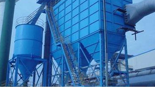 過環評一招就搞定，<i style='color:red'>布袋除塵器廠家</i>耀（yào）先製藥廠除塵器好口碑（bēi）